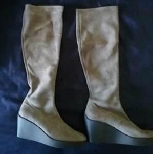 Donald J Pliner Wedge Boots